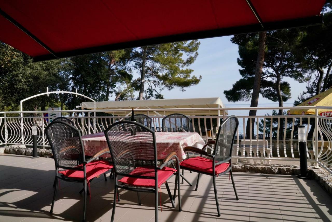 Sesar Apartments Krk - No. 1 Iva Кърк Екстериор снимка